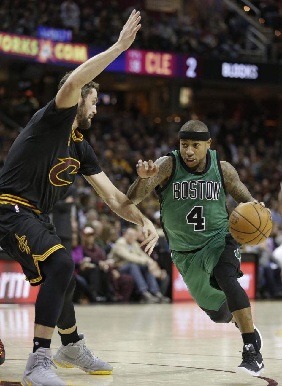 场翻修而暂 场翻修而暂